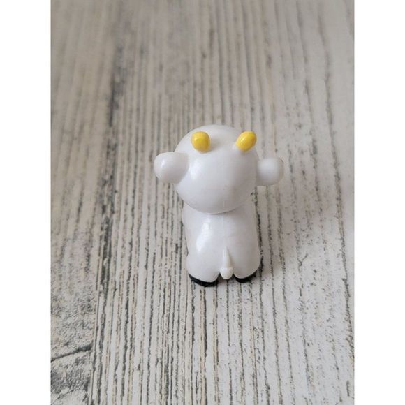Mini cow Farm doll accessory toy figure animal - Picture 3 of 4
